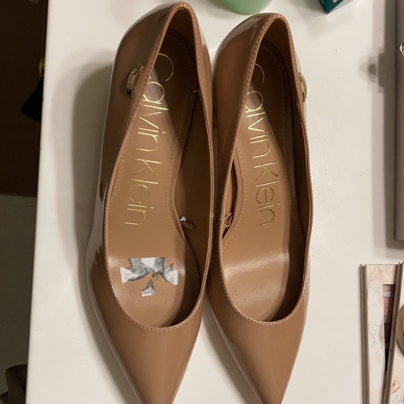 Meet your Posher, Rachel - Picture 2 of 2